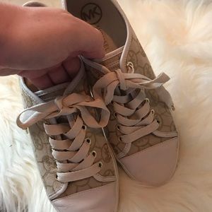 Micheal Kors sneakers